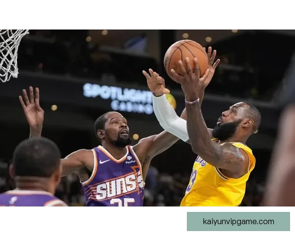 湖人豪取七连胜詹姆斯高效狂砍30分力压杜兰特上演激情暴扣盛宴震撼全场